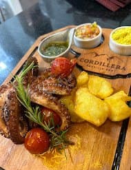 Polvo grelhado na parrilla do Cordillera